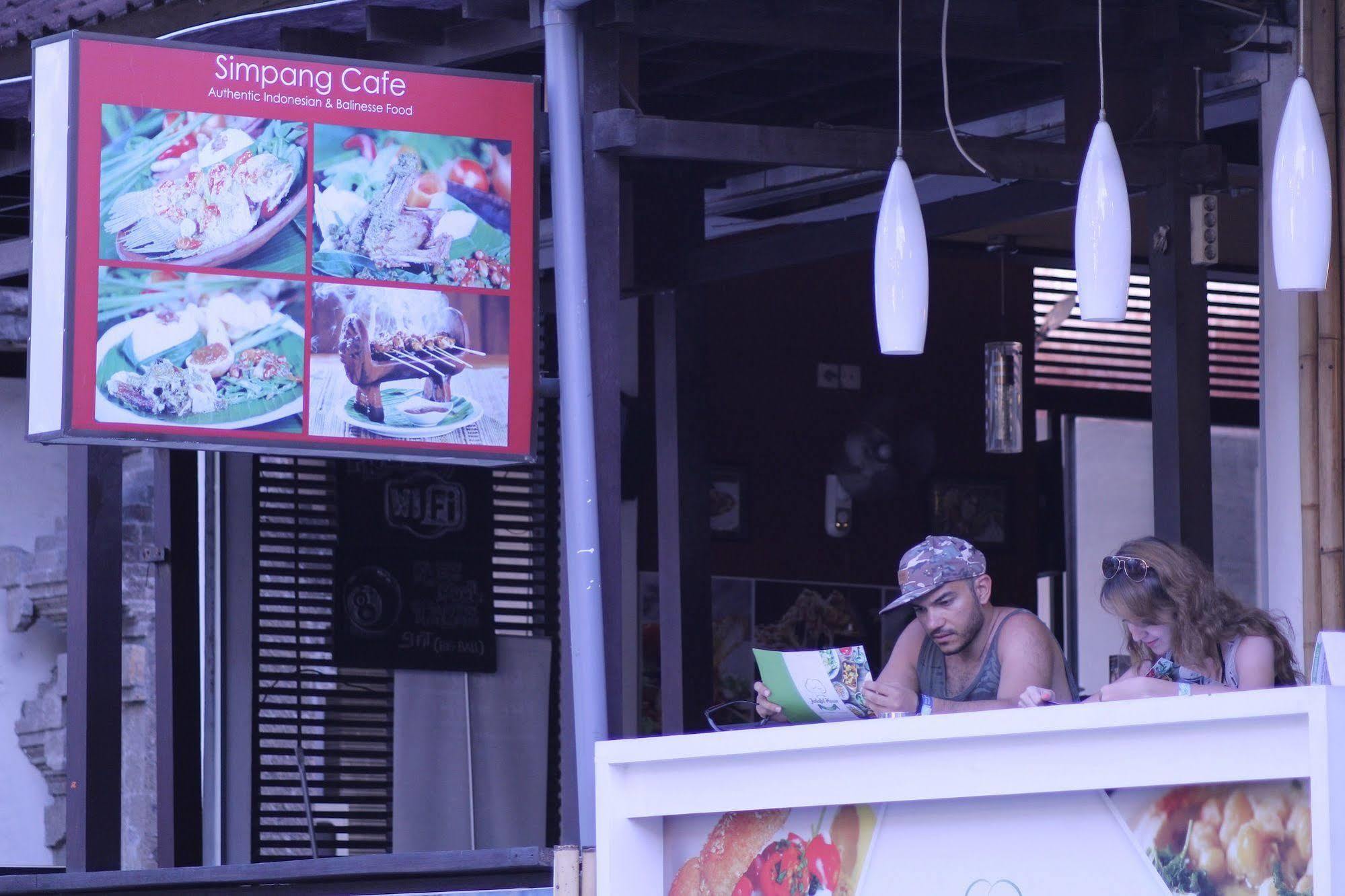 Kuta Dormitory At Simpang Inn Eksteriør bilde